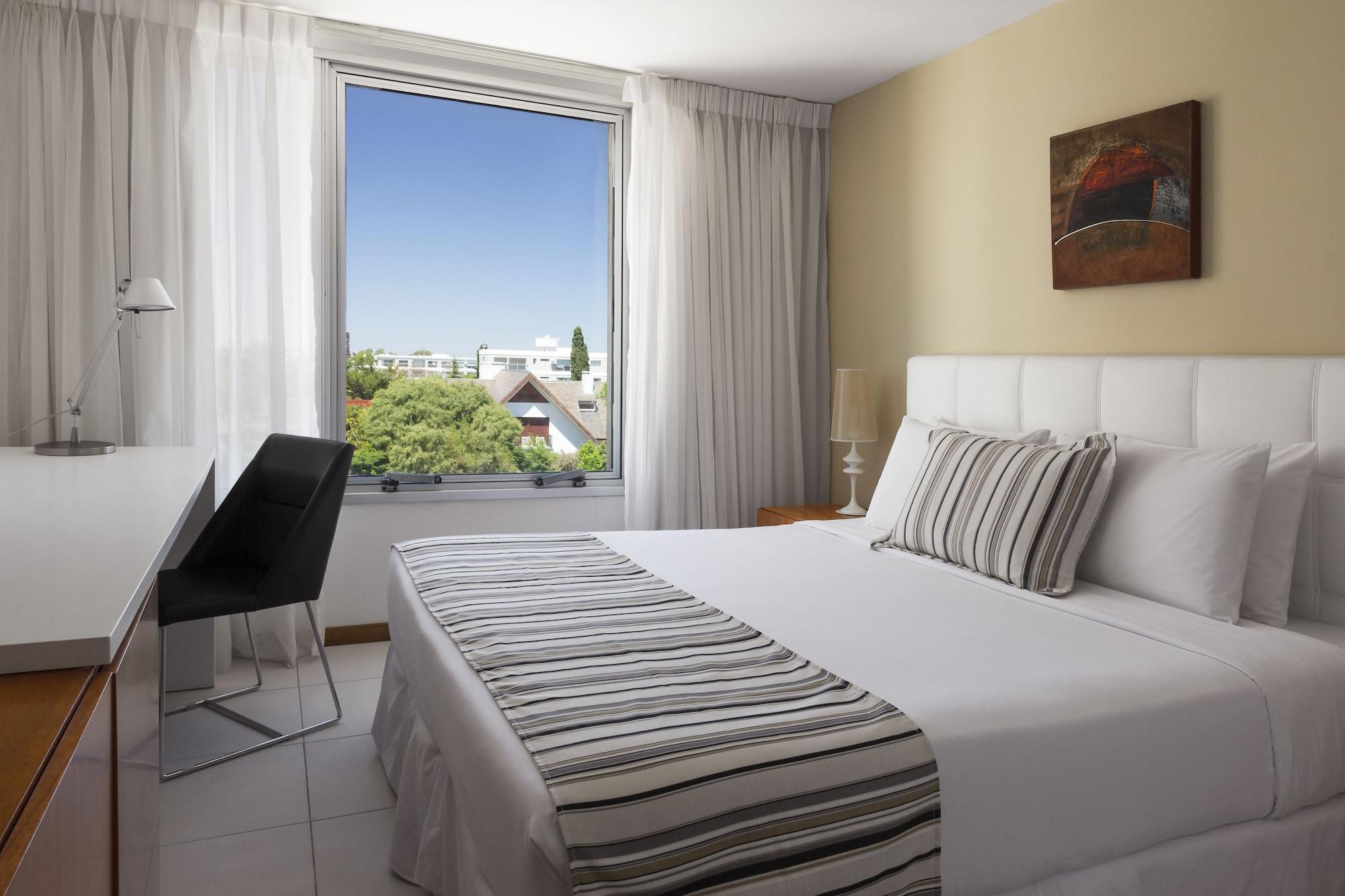 Real Colonia Hotel & Suites Колонія-дель-Сакраменто Екстер'єр фото