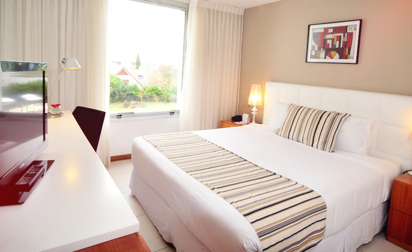 Real Colonia Hotel & Suites Колонія-дель-Сакраменто Екстер'єр фото
